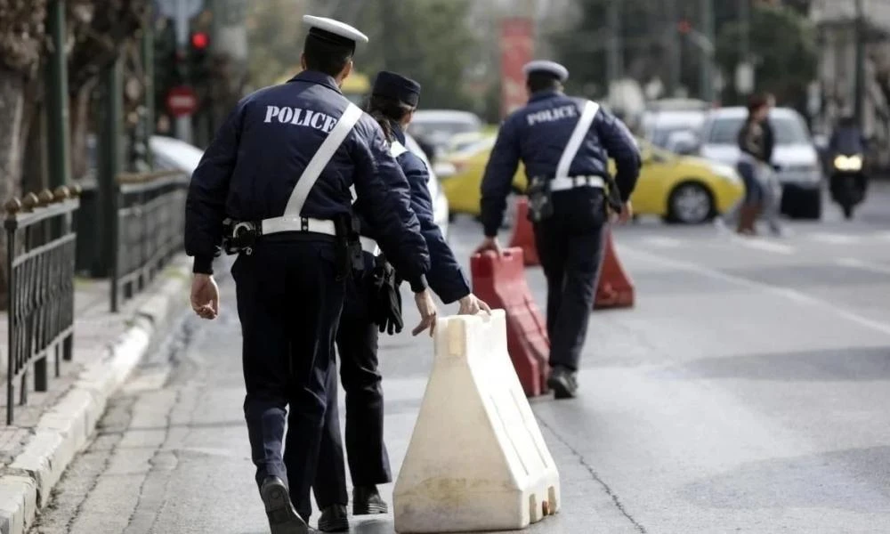 Θεοφάνεια: Ποιοι δρόμοι θα μείνουν κλειστοί σε Αθήνα και Πειραιά